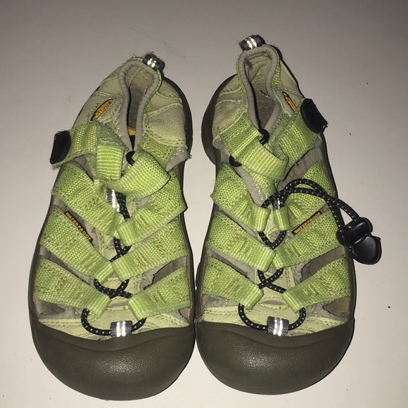 Keen Other - NWOT Boys Keens 13